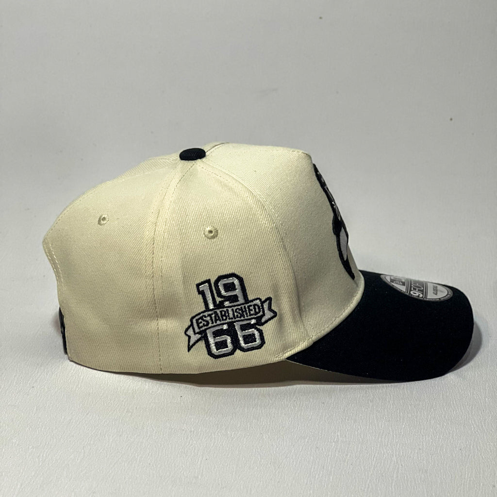 NEW ERA 9FORTY A-FRAME CHICAGO BULLS UPSIDE DOWN BEIGE/ BLACK
