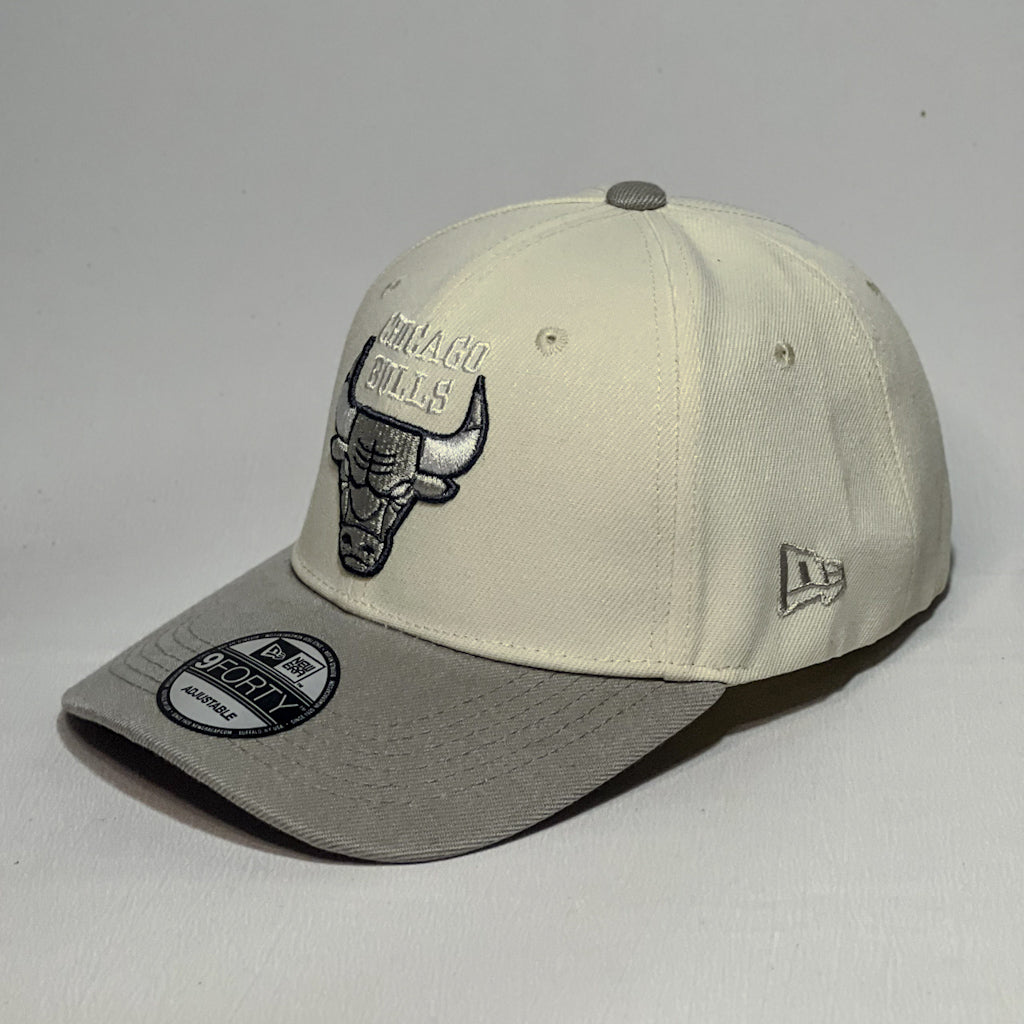 NEW ERA 9FORTY A-FRAME CHICAGO BULLS WITH TEXT BEIGE/ GRAY