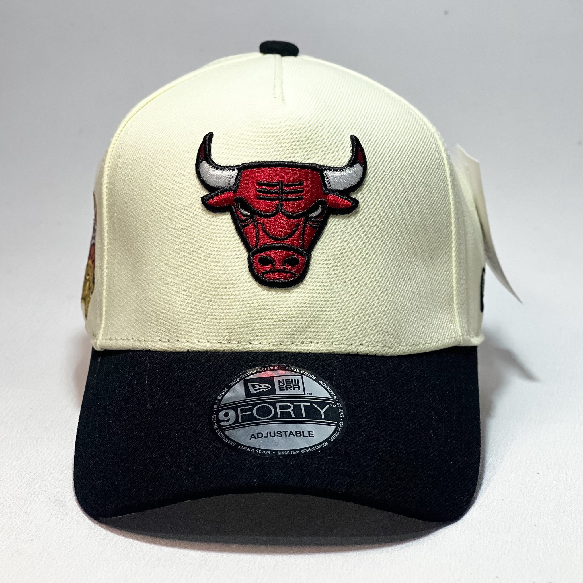 NEW ERA 9FORTY A-FRAME CHICAGO BULLS BEIGE/ RED