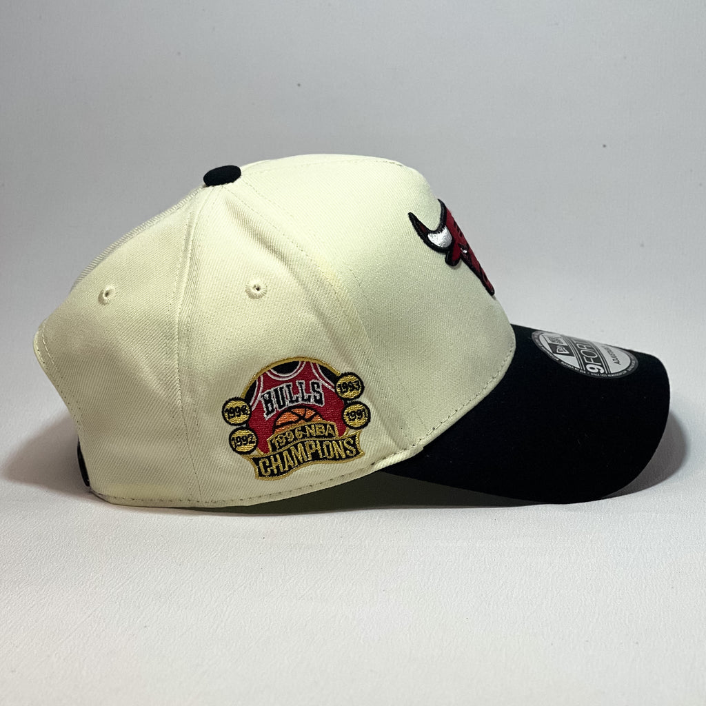 NEW ERA 9FORTY A-FRAME CHICAGO BULLS BEIGE/ RED