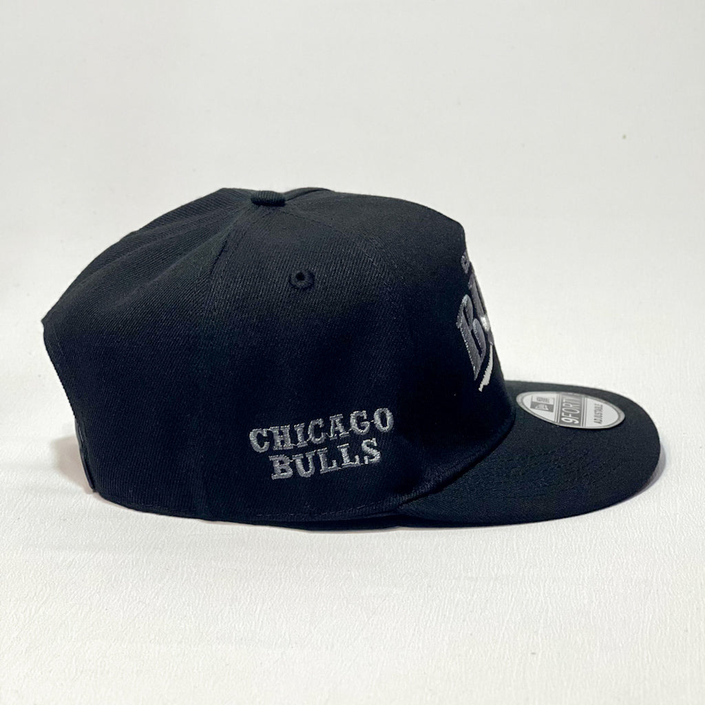NEW ERA 9FORTY A-FRAME CHICAGO BULLS METALIC BLACK