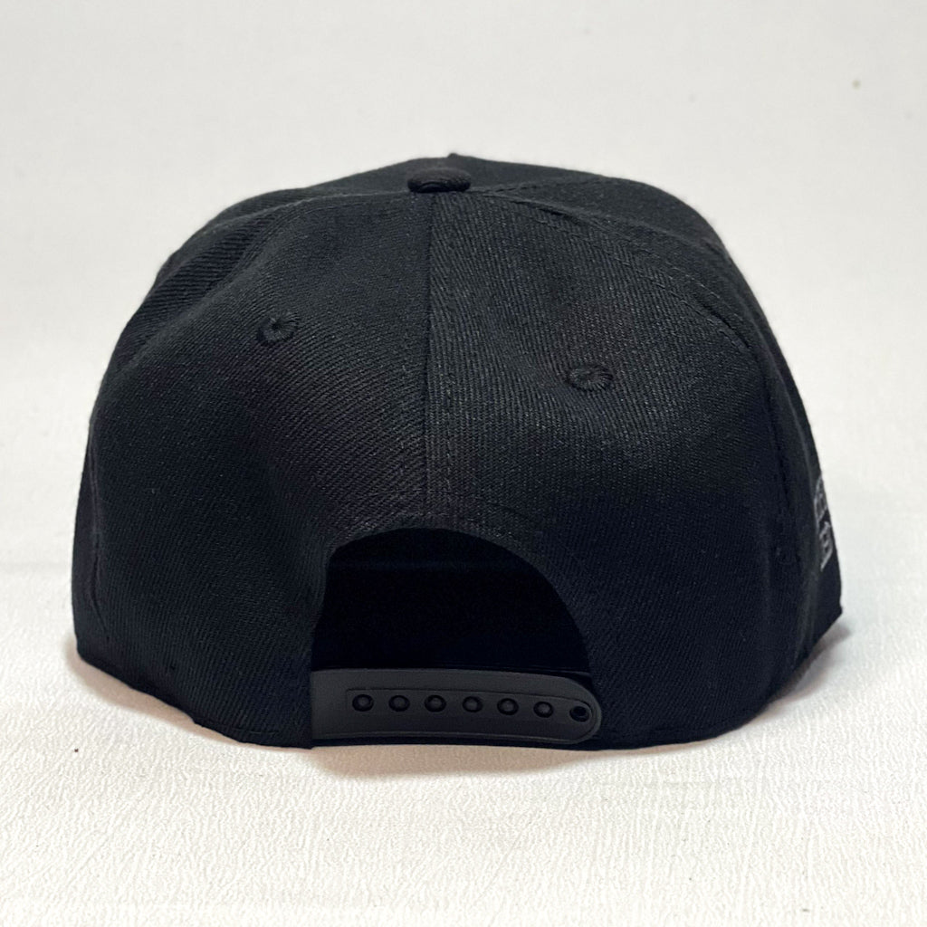 NEW ERA 9FORTY A-FRAME CHICAGO BULLS METALIC BLACK
