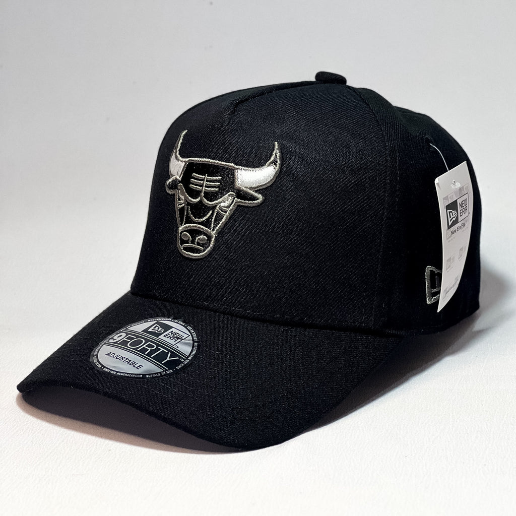 NEW ERA 9FORTY A-FRAME CHICAGO BULLS BLACK/ BLACK