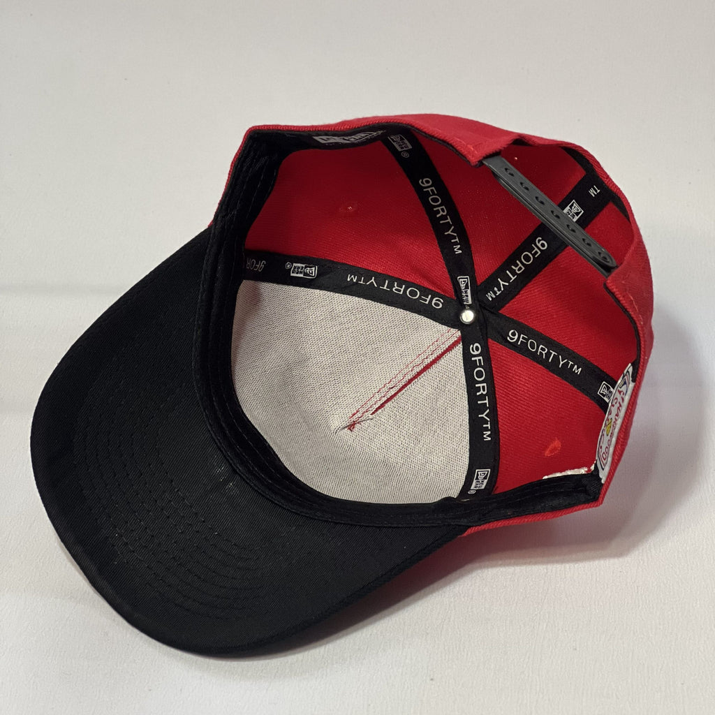 NEW ERA 9FORTY A-FRAME CHICAGO BULLS SIDE PATCH RED/ BLACK