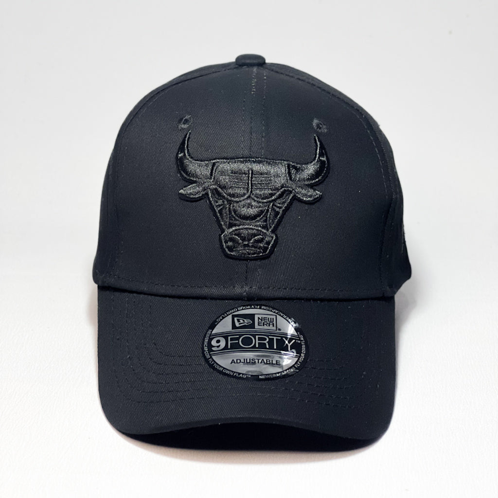 NEW ERA 9FORTY CHICAGO BULLS BLACK / BLACK