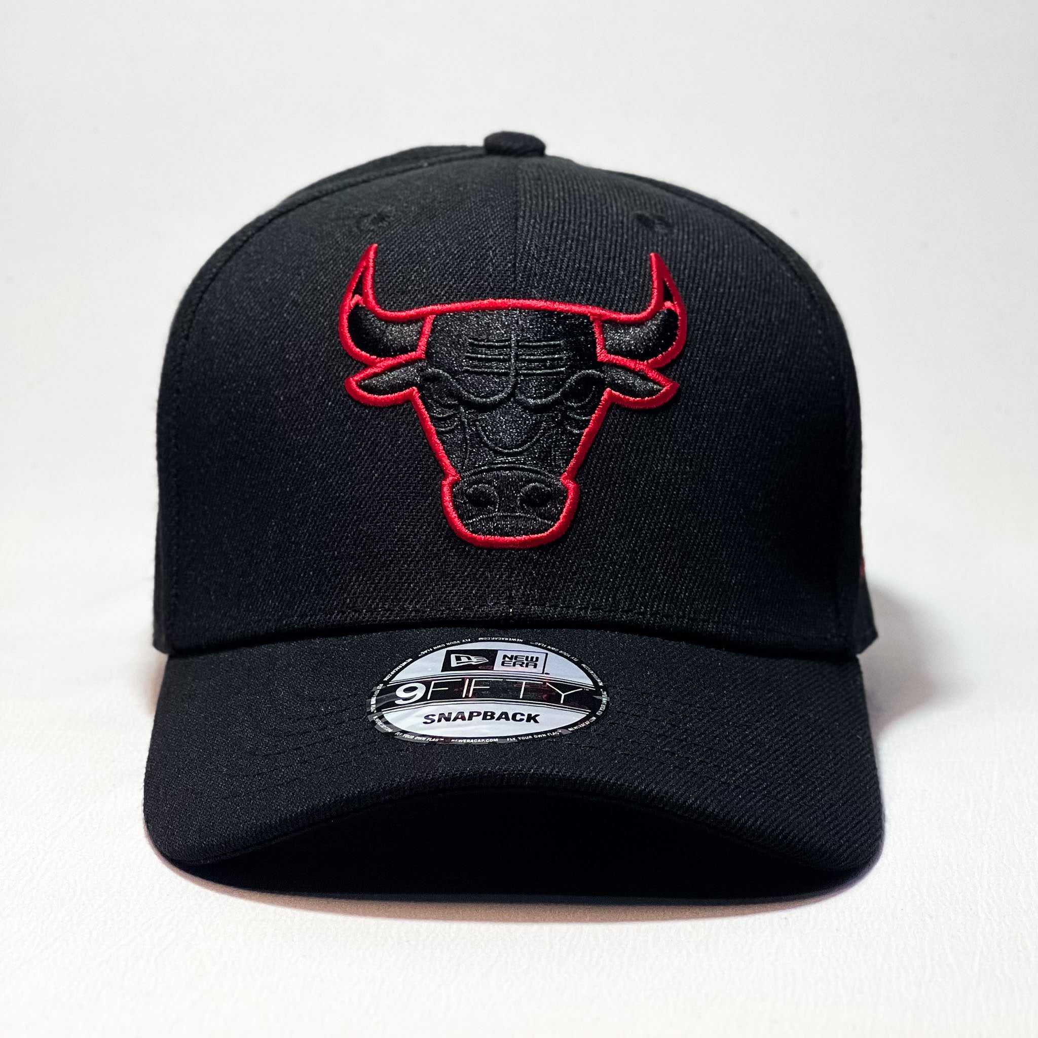 NEW ERA 9FIFTY A-FRAME CHICAGO BULLS RED OUTLINED