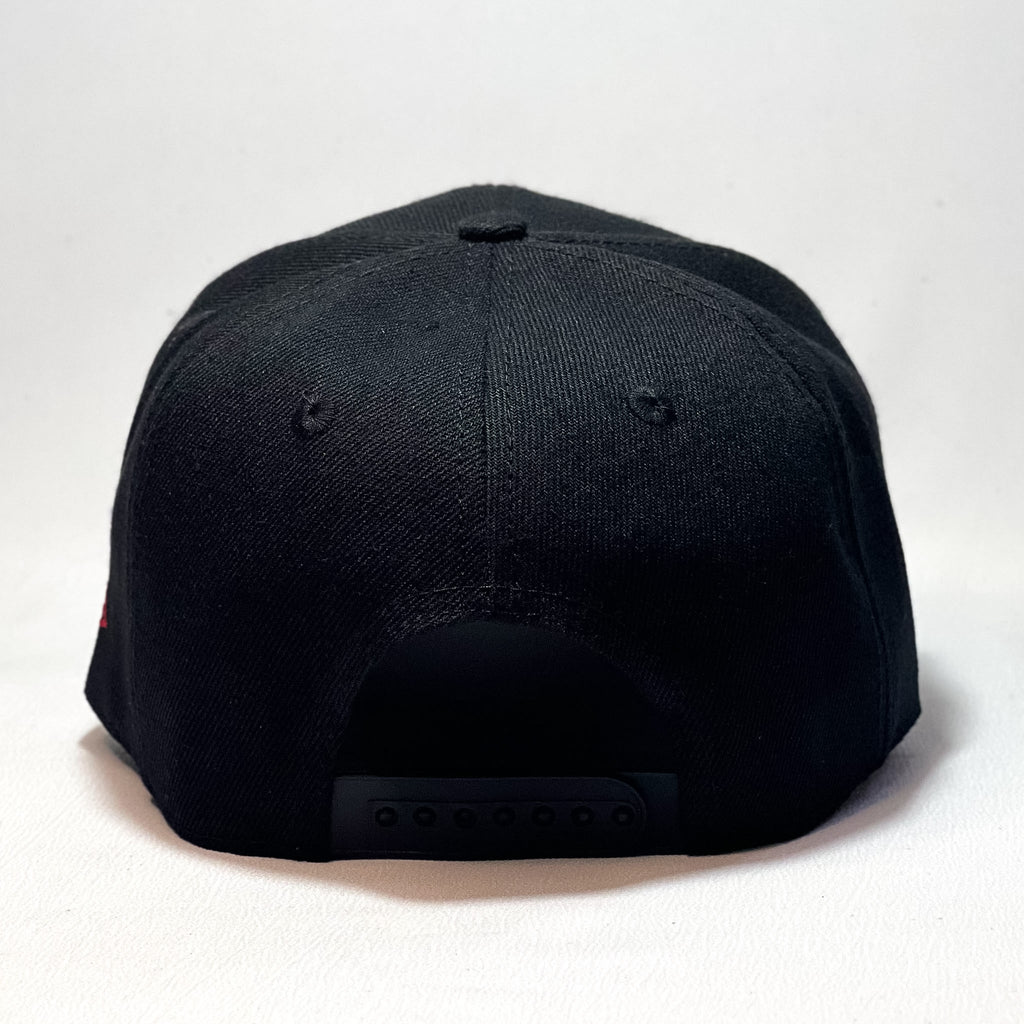 NEW ERA 9FIFTY A-FRAME CHICAGO BULLS RED OUTLINED