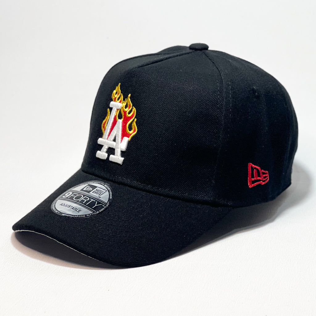 NEW ERA 9FORTY A-FRAME LA DODGERS RED FLAME WHITE BADGE BLACK