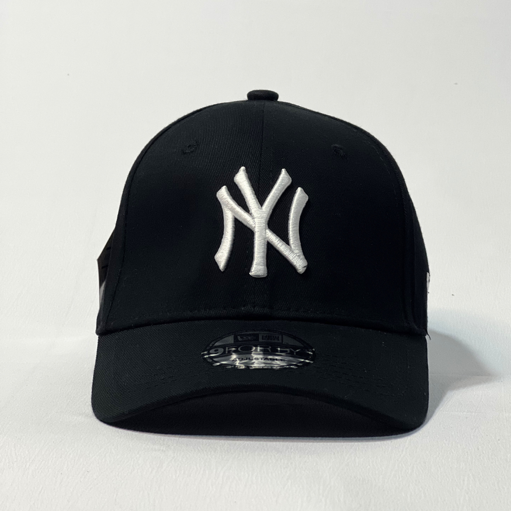 NEW ERA 9FORTY NEW YORK YANKEES ESSENTIAL BLACK