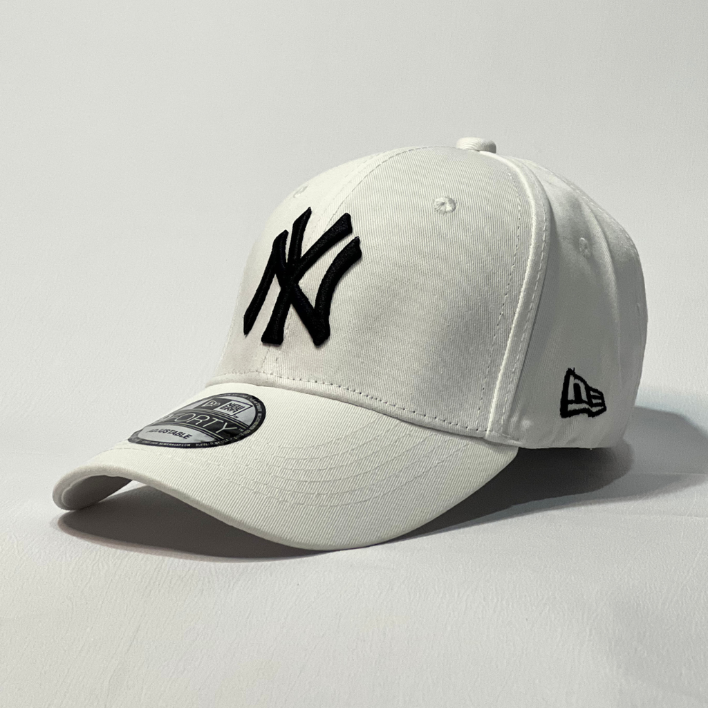 NEW ERA 9FORTY NEW YORK YANKEES ESSENTIAL WHITE