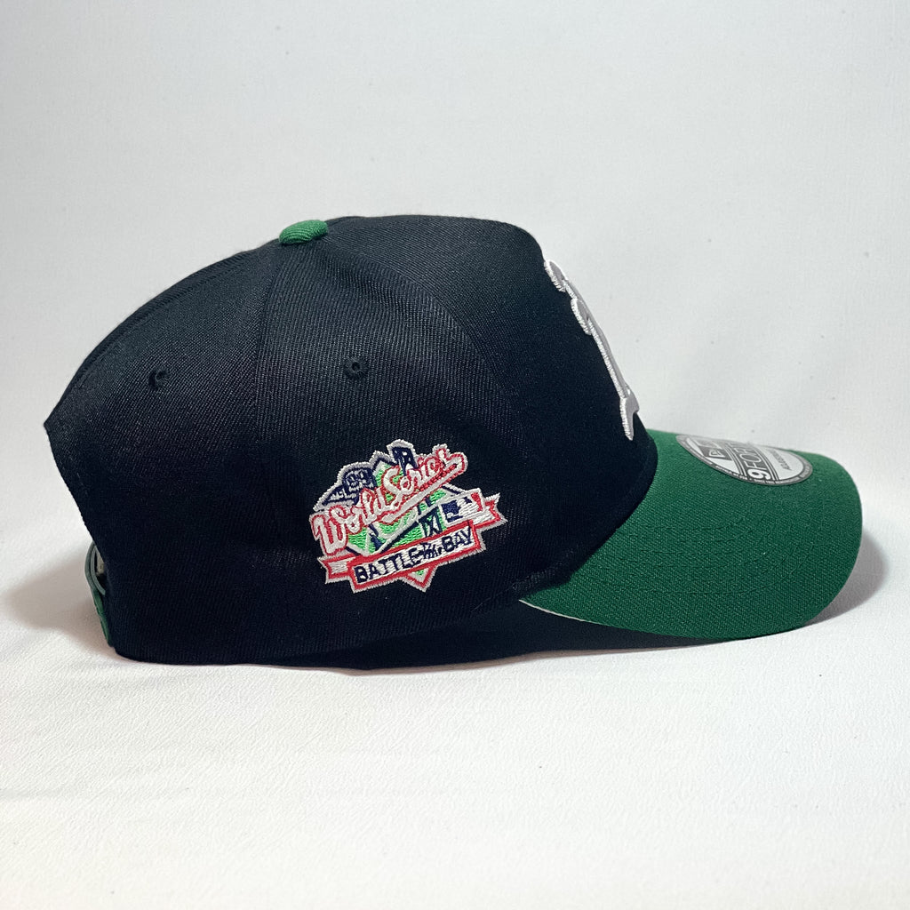 NEW ERA 9FORTY A-FRAME OAKLAND ATHLETICS WORLD SERIES BLACK TWO TONE